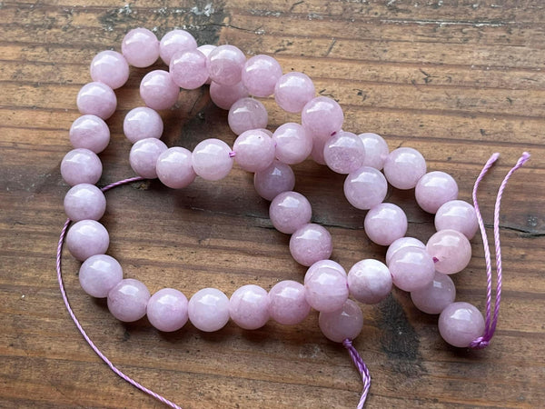 B5252  ONE (1) FULL Strand of Kunzite Beads