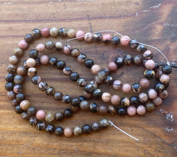 B8325  ONE (1) FULL Strand of Rhodonite Beads