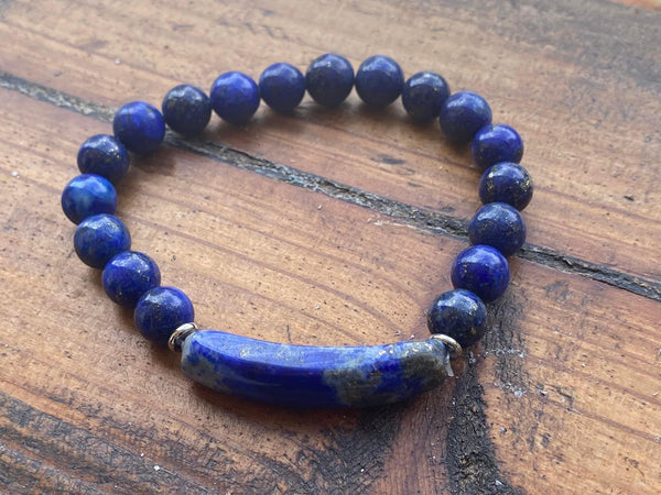 J6062  Beautiful Handmade Lapis Lazuli Stretch Bracelet