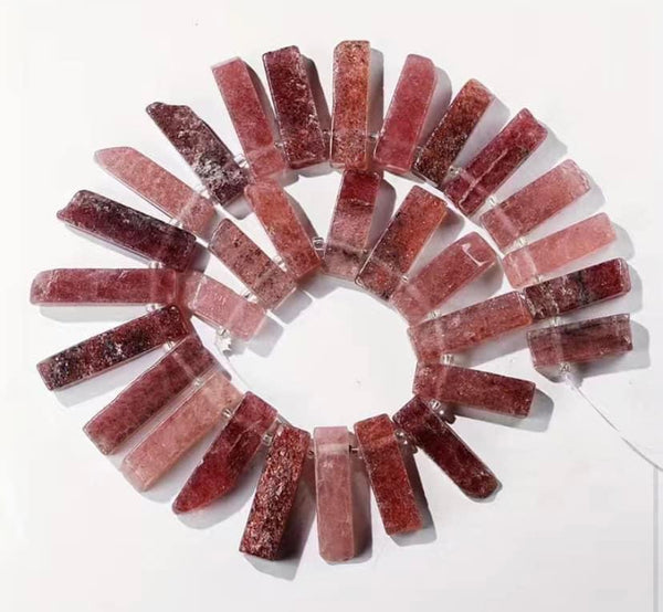 B9151  ONE (1) FULL Strand of Strawberry Quartz Crystal Beads