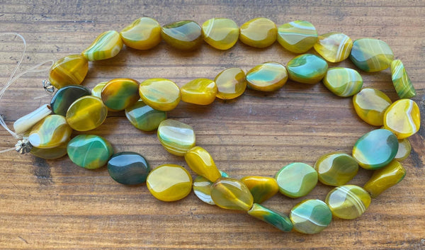 B7002   FULL Strand of Agate Bead’s “Yellows”