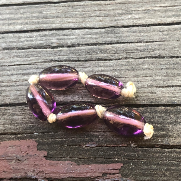 B1318  FIVE (5) Vintage Czech Glass Beads “Amethyst” Circa 1970’s