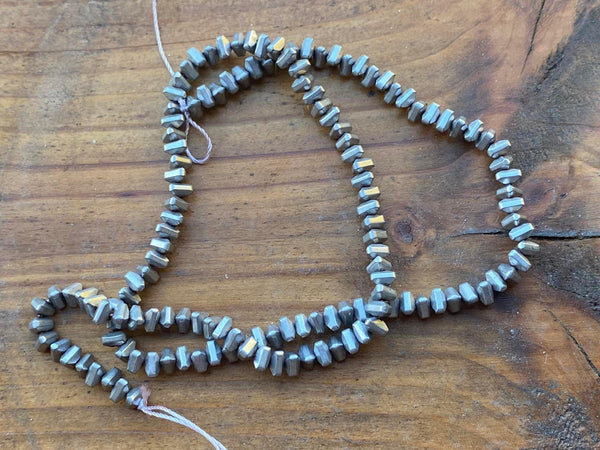 B7300  ONE (1) FULL Strand of Vintage Hematite Beads Circa 70’s