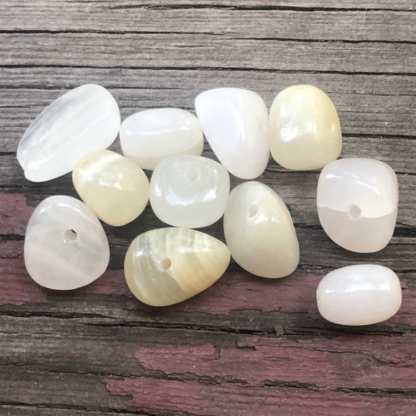 B1898  TWELVE (12) Banded Nugget Agate Beads “White/Cream”