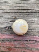 V0648  Vintage Agate Bead “Creams”