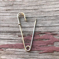 M0212 ONE (1) HUGE Silver Safety Pin