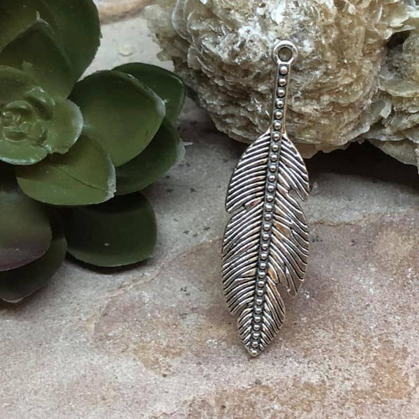 M0223 ONE (1) Silver Pewter Feather Pendant