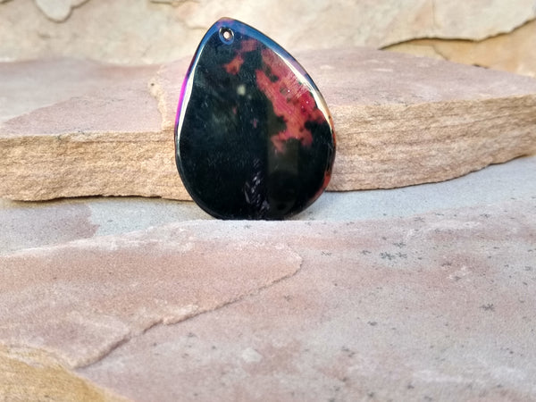 P1138   Plum/Black Teardrop Agate Pendant