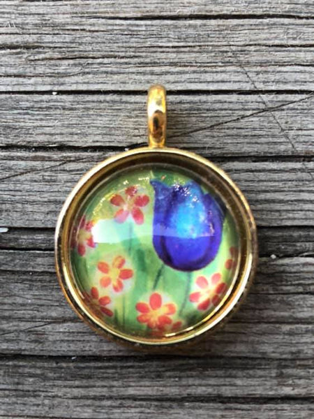 P1572  ONE (1) Handmade Pendant with Copper Setting and Flower Set Glass Pendant